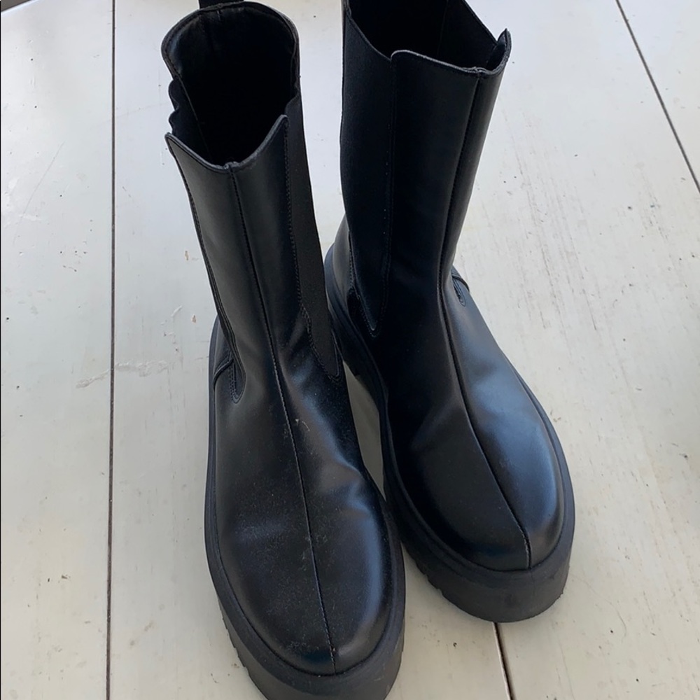 Soso platform booties